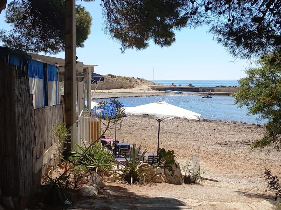 Acogedor Bungalow Adosado El Campello Kültér fotó